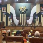 Paripurna : PJ Bupati Bacakan nota pengatar LKPJ